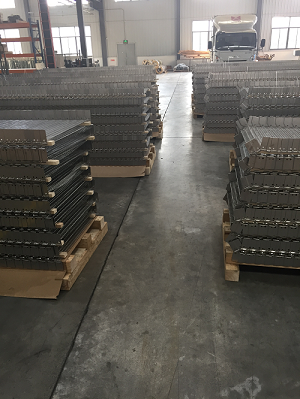 關(guān)西金屬網(wǎng)制作的輸送設(shè)備冷凍網(wǎng)帶要出貨啦！