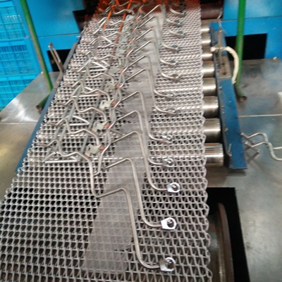 一款特殊結構的高溫金屬網帶RR網