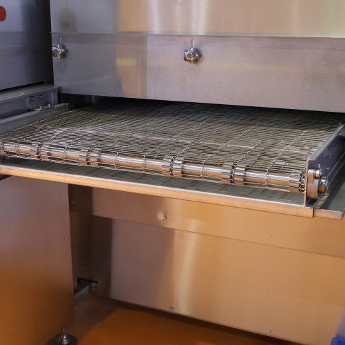 乙型網帶-油炸機使用案例